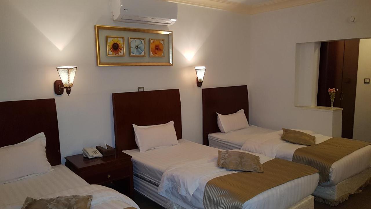 Oscar Hotel Petra วาดี มูซา ภายนอก รูปภาพ