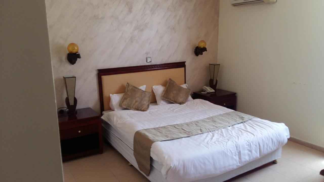 Oscar Hotel Petra วาดี มูซา ภายนอก รูปภาพ