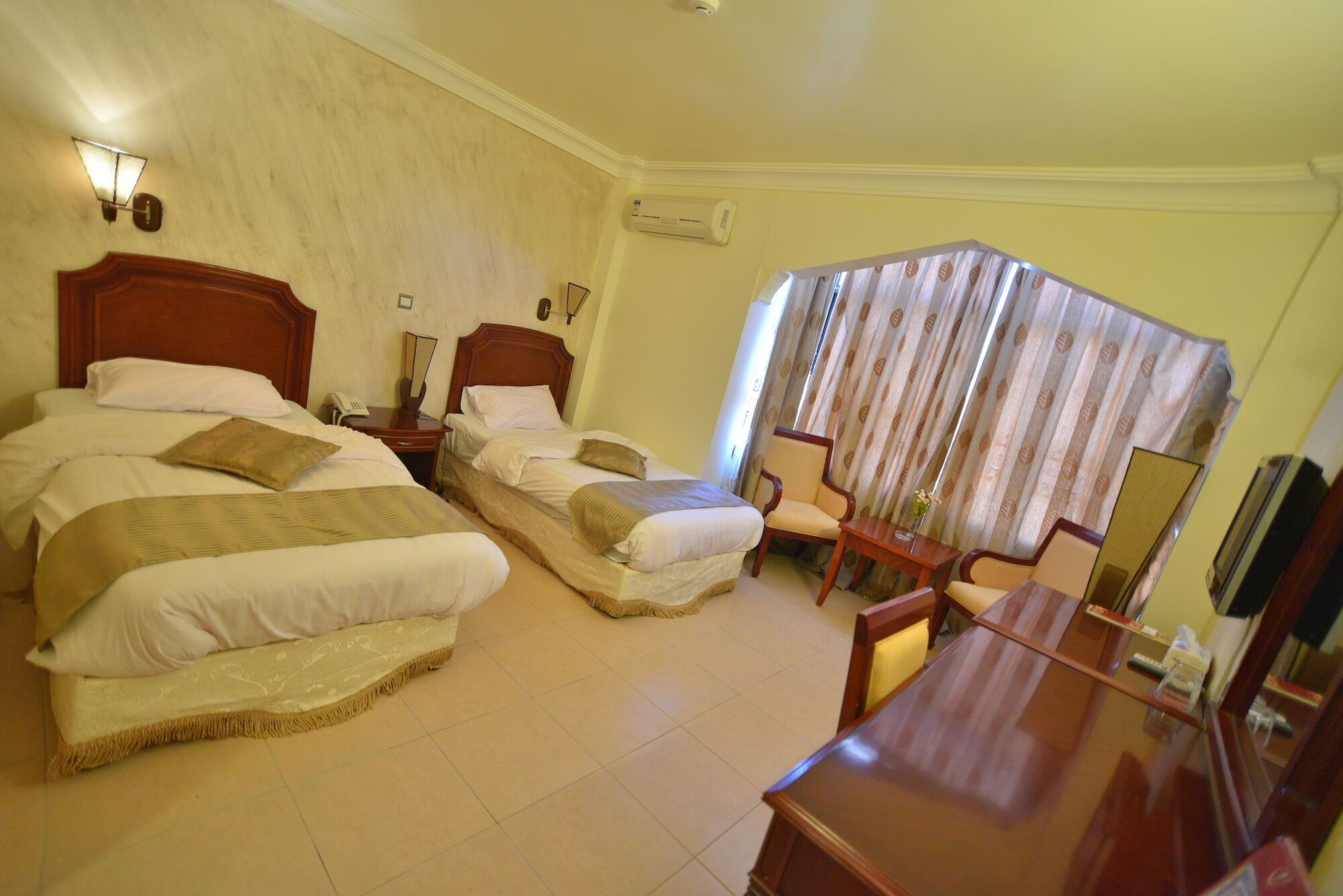 Oscar Hotel Petra วาดี มูซา ภายนอก รูปภาพ